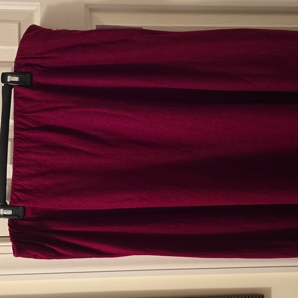 LIZ CLAIBORNE BRAND WOMEN'S PLUS SIZE BURGUNDY SKIRT SIZE XXL - Picture 1 of 12